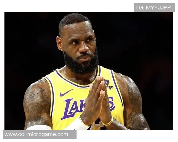 湖人期待詹姆斯在对阵马刺的比赛中强势复出缓解坐骨神经痛困扰