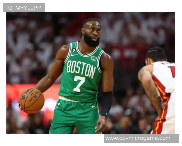 末节狂砍13分杰伦布朗全场33投14中豪取33分12篮板3助攻2抢断1盖帽